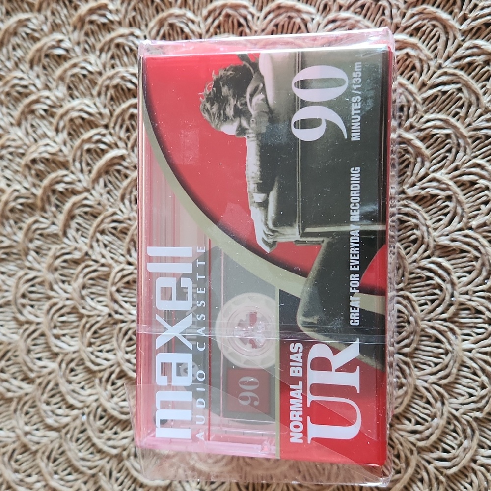 NEW MAXELL Audio Cassette Box 5 Tapes Normal Bias UR 90 Type I Normal - Vintage